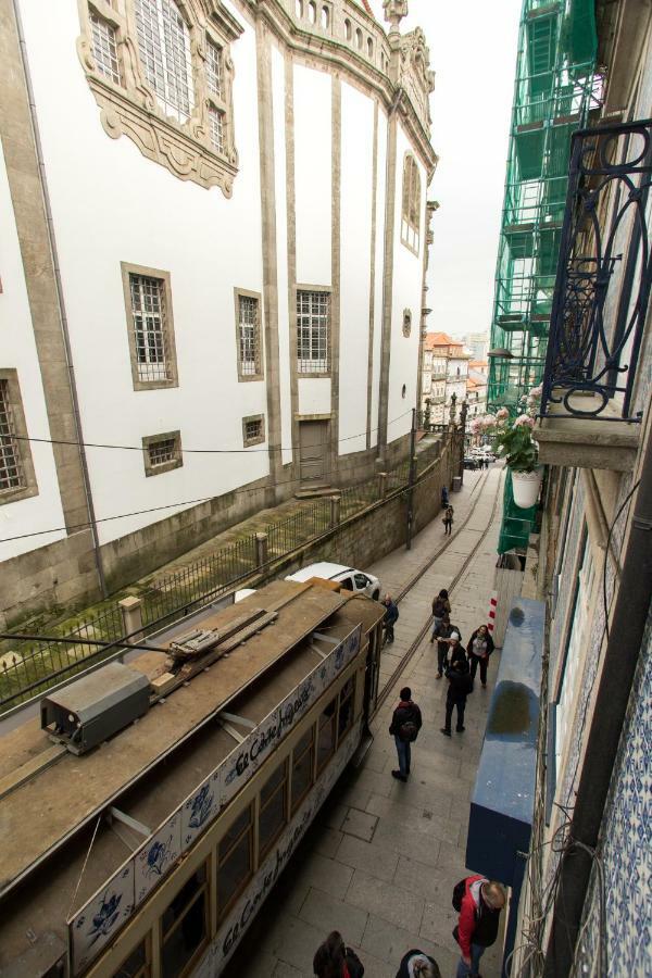 Porto And Clerigos Views By Porto City Hosts Exterior photo