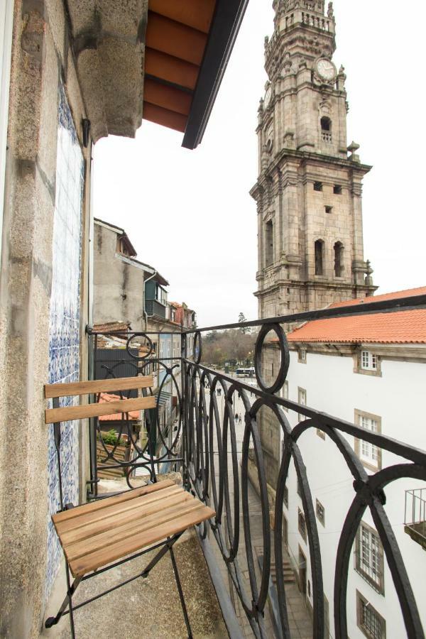 Porto And Clerigos Views By Porto City Hosts Exterior photo