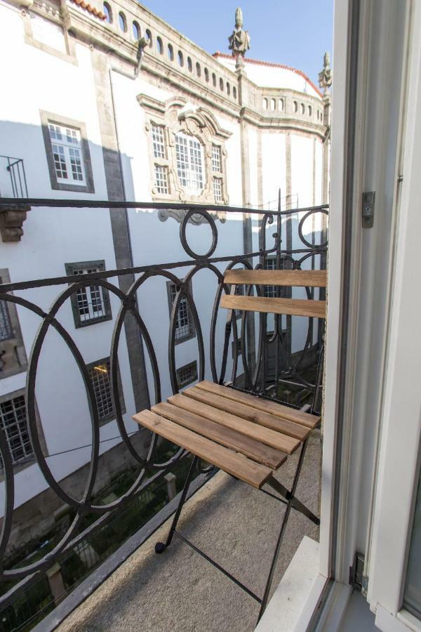 Porto And Clerigos Views By Porto City Hosts Exterior photo